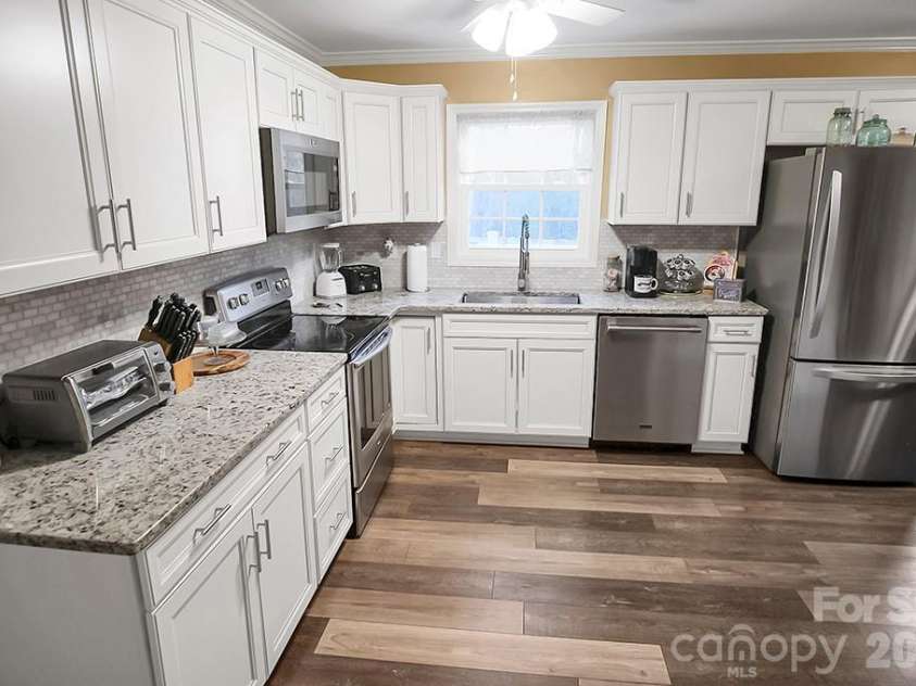 122 Rockman Road, Grover, NC 28073.  MLS# CAR4354636, YatesRealty ID 3117. 