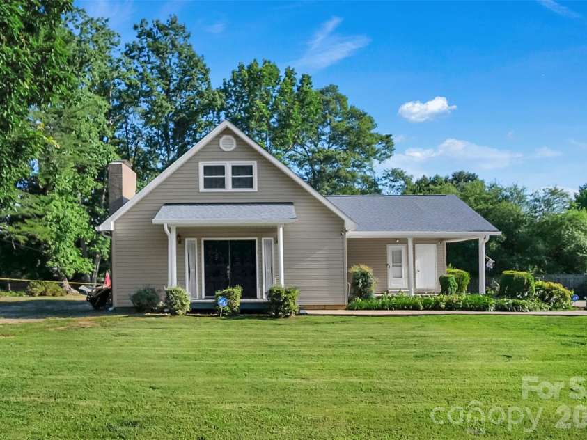 122 Rockman Road, Grover, NC 28073.  MLS# CAR4354636, YatesRealty ID 3117. 