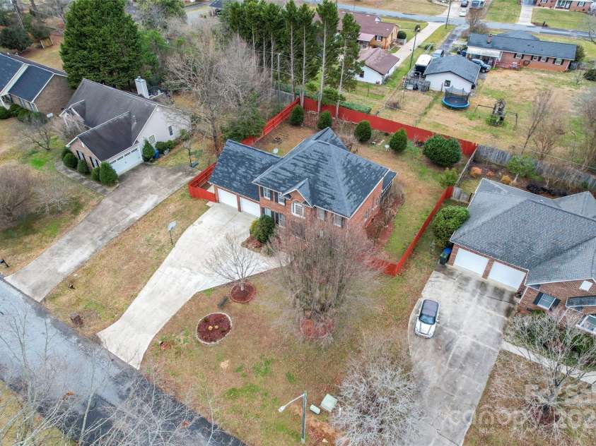 1511 35th Avenue, Hickory, NC 28601.  MLS# CAR4221533, YatesRealty ID 3117. 