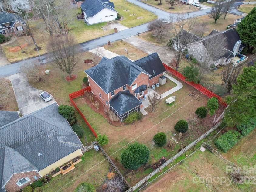 1511 35th Avenue, Hickory, NC 28601.  MLS# CAR4221533, YatesRealty ID 3117. 