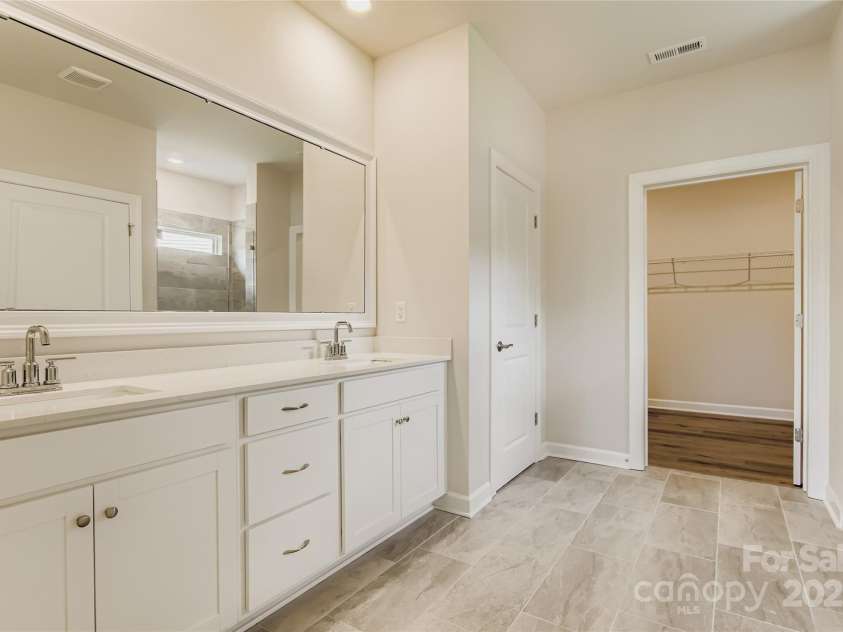 4104 Camden Glen Road, Lancaster, SC 29720.  MLS# CAR4284611, YatesRealty ID 31170. Owner's Bath