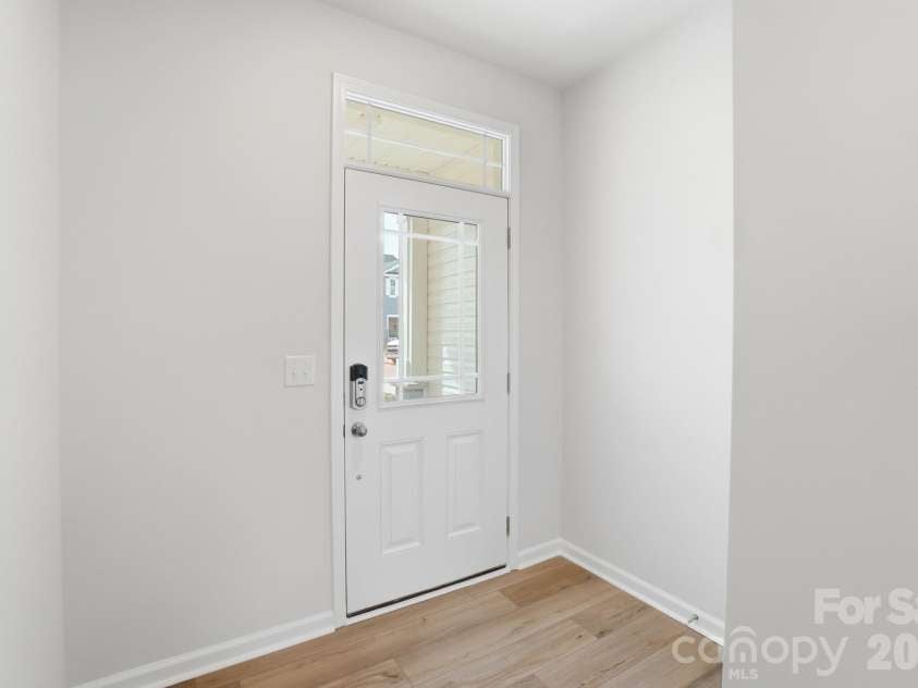 6019 Mallow Crossing Lane, Charlotte, NC 28213.  MLS# CAR4344237, YatesRealty ID 31170. 