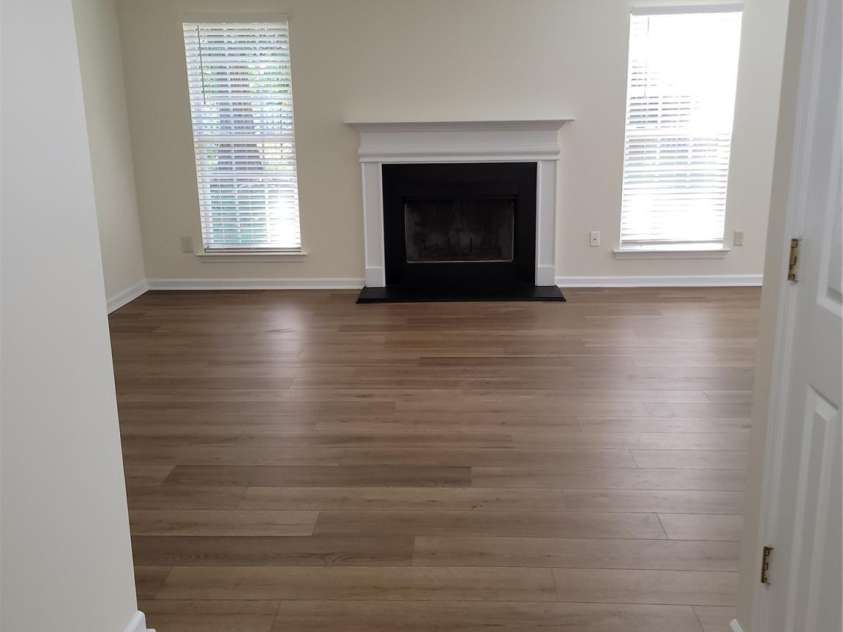 8012 Sheckler Lane, Matthews, NC 28104.  MLS# CAR4394664, YatesRealty ID 31171. 