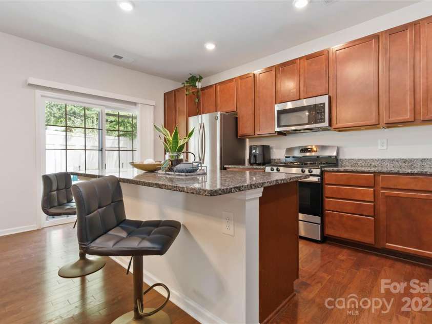 7432 Sienna Heights Place, Charlotte, NC 28213.  MLS# CAR4289490, YatesRealty ID 31174. 