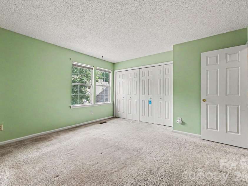9610 Green Gable Court, Charlotte, NC 28270.  MLS# CAR4391714, YatesRealty ID 31175. 