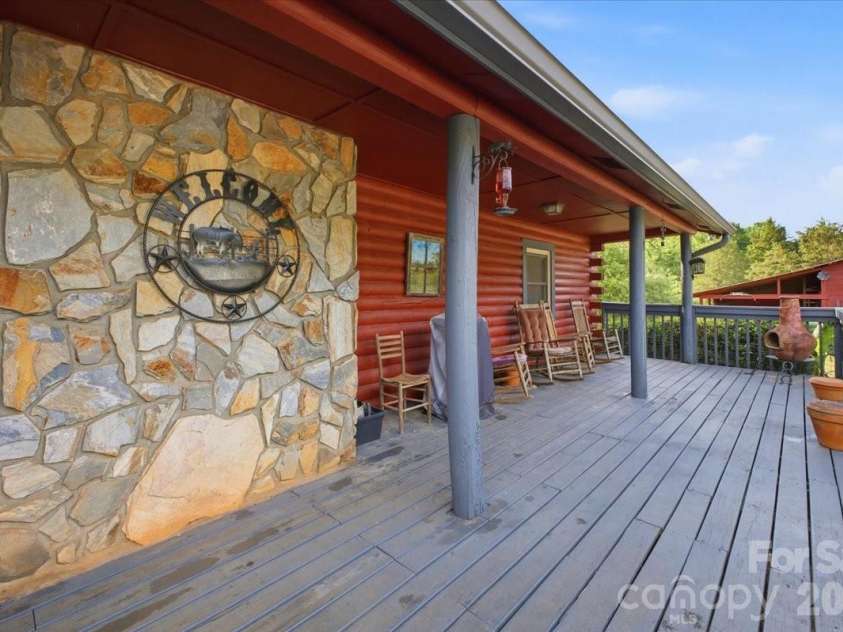 4639 Hickory Lincolnton Highway, Newton, NC 28658.  MLS# CAR4385799, YatesRealty ID 31176. 