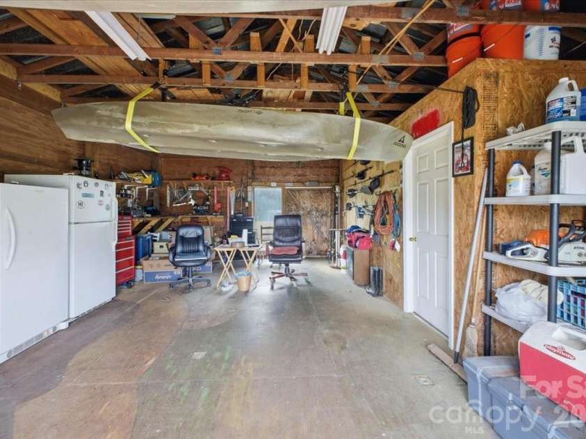 4639 Hickory Lincolnton Highway, Newton, NC 28658.  MLS# CAR4385799, YatesRealty ID 31176. 