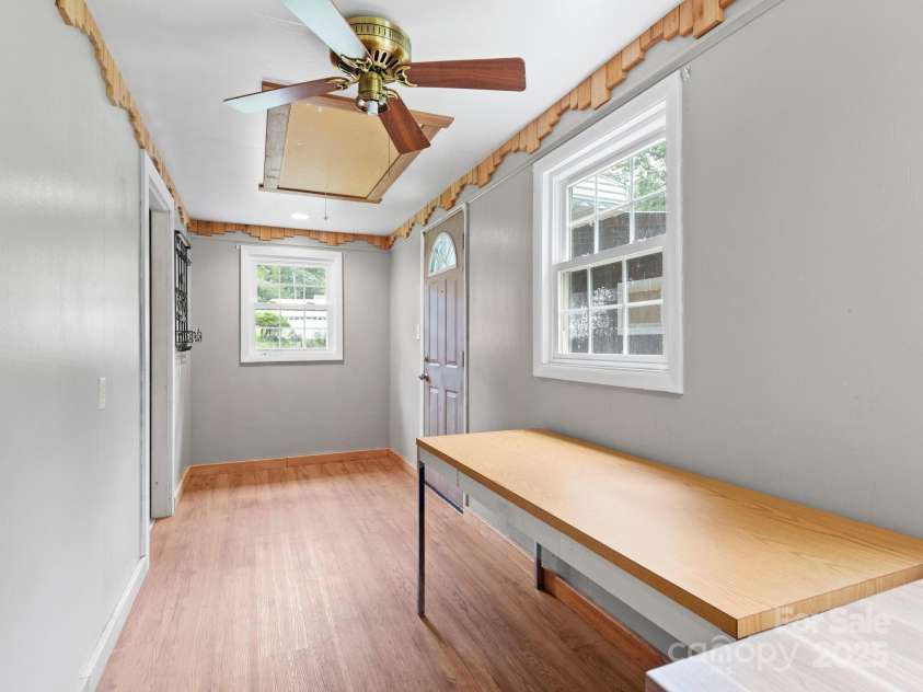 91 Rice Branch Road, Asheville, NC 28804.  MLS# CAR4282314, YatesRealty ID 31176. 