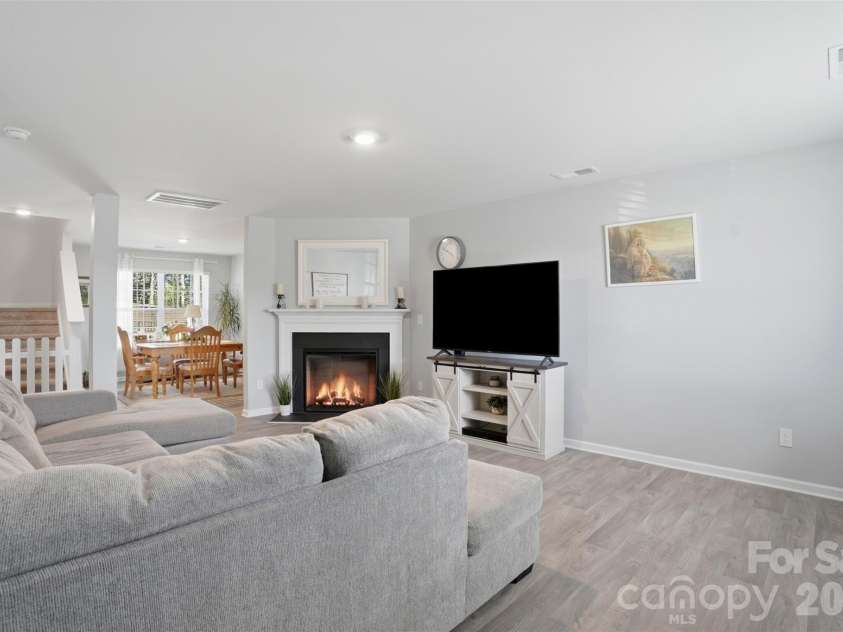 1347 Mifflin Lane, Dallas, NC 28034.  MLS# CAR4389599, YatesRealty ID 31177. 
