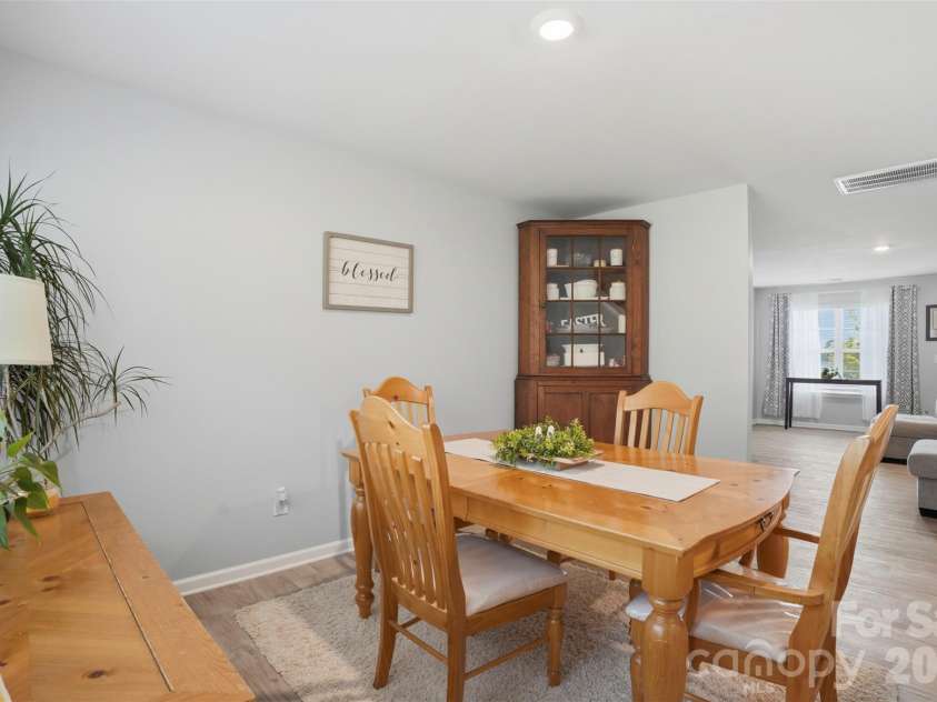 1347 Mifflin Lane, Dallas, NC 28034.  MLS# CAR4389599, YatesRealty ID 31177. 