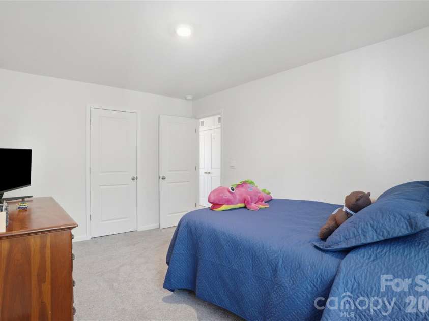 1347 Mifflin Lane, Dallas, NC 28034.  MLS# CAR4389599, YatesRealty ID 31177. 