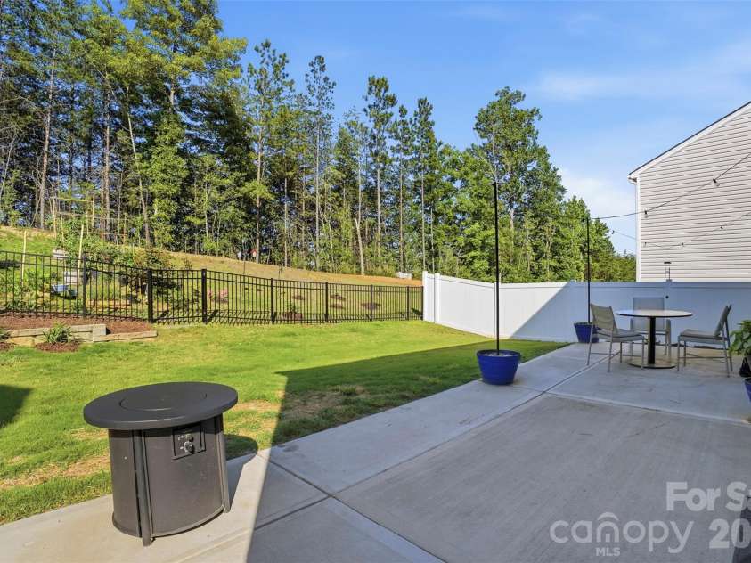 1347 Mifflin Lane, Dallas, NC 28034.  MLS# CAR4389599, YatesRealty ID 31177. 