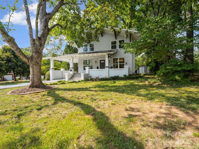 616 Marion Street, Shelby, NC 28150.  MLS# CAR4274175, YatesRealty ID 31178. 