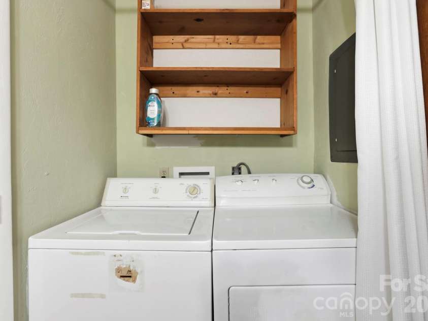 112 Forest Cove, Rutherfordton, NC 28139.  MLS# CAR4390130, YatesRealty ID 31179. Laundry