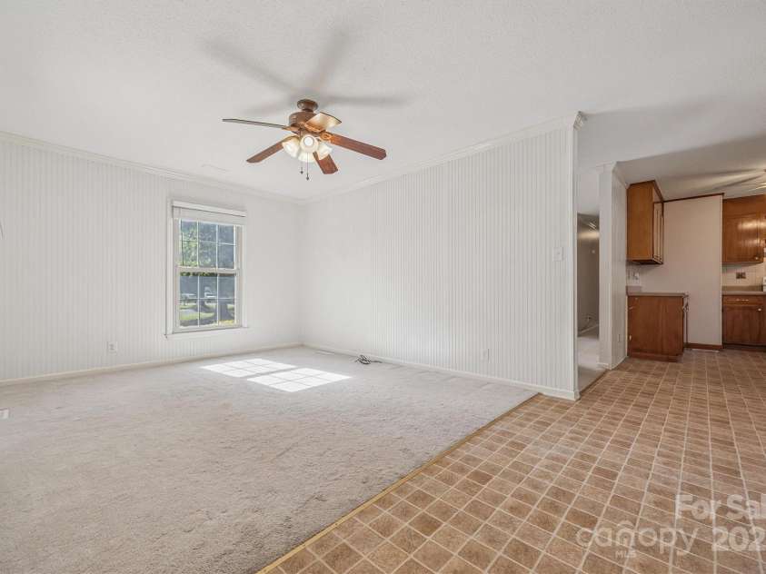 1623 Lakewood Drive, Rock Hill, SC 29732.  MLS# CAR4278853, YatesRealty ID 31179. 