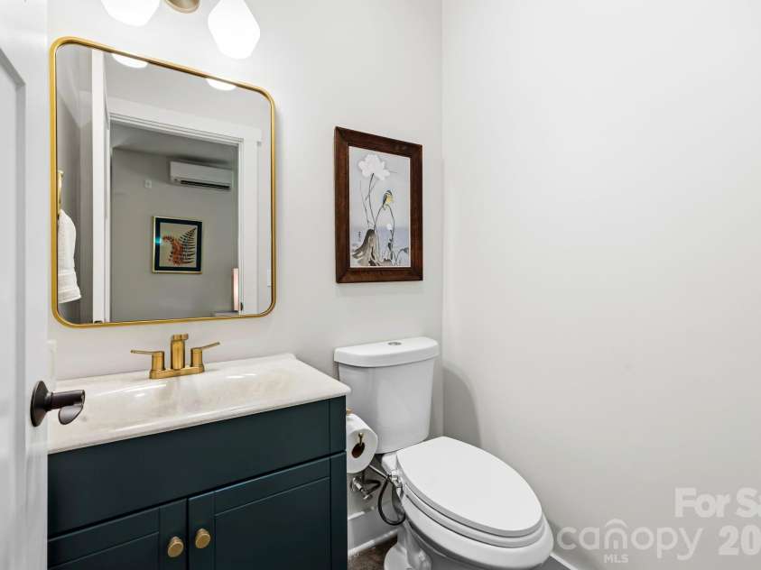 216 Hiawassee Avenue, Black Mountain, NC 28711.  MLS# CAR4391846, YatesRealty ID 31180. Half Bath