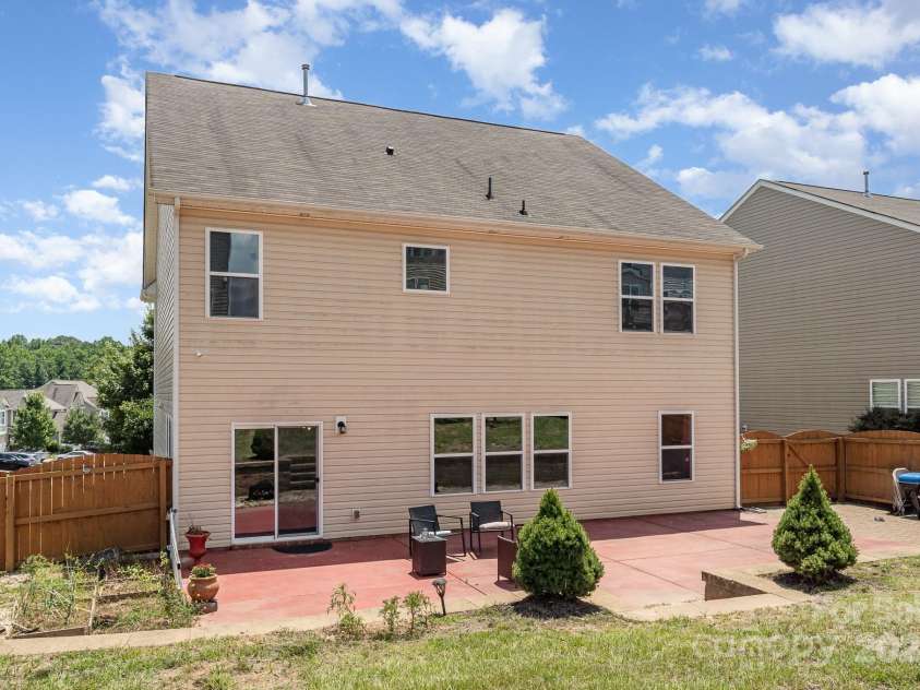 6211 Canyon Trail, Denver, NC 28037.  MLS# CAR4277710, YatesRealty ID 31180. Rear elevation