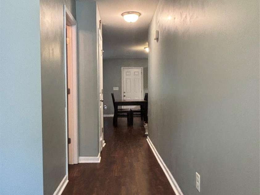 1916 Country Way, Hickory, NC 28601.  MLS# CAR4285969, YatesRealty ID 31181. 