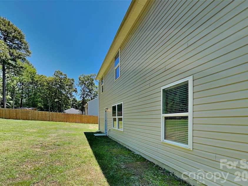 604 Hunley Street, Monroe, NC 28112.  MLS# CAR4390430, YatesRealty ID 31181. 