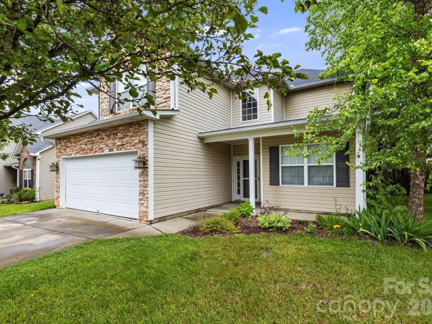 52 Black River Road, Fletcher, NC 28732.  MLS# CAR4387580, YatesRealty ID 31183. 