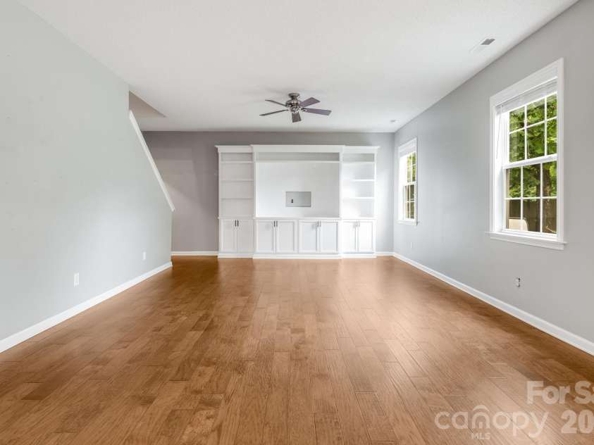 52 Black River Road, Fletcher, NC 28732.  MLS# CAR4387580, YatesRealty ID 31183. 