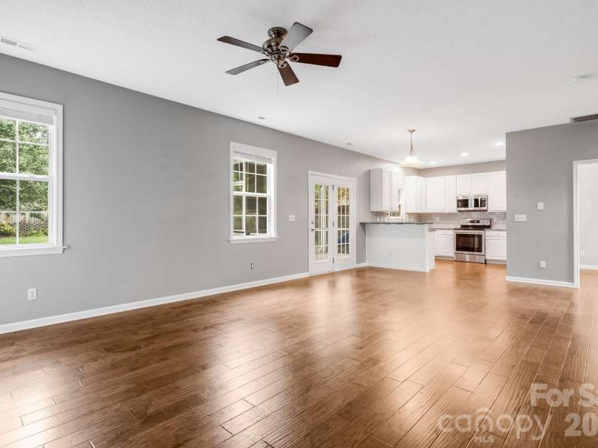 52 Black River Road, Fletcher, NC 28732.  MLS# CAR4387580, YatesRealty ID 31183. 