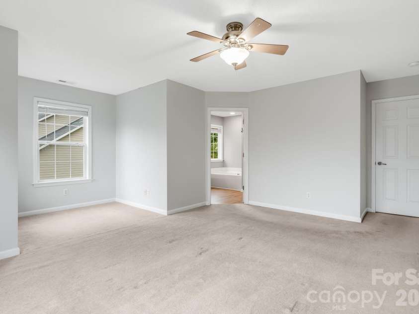 52 Black River Road, Fletcher, NC 28732.  MLS# CAR4387580, YatesRealty ID 31183. 