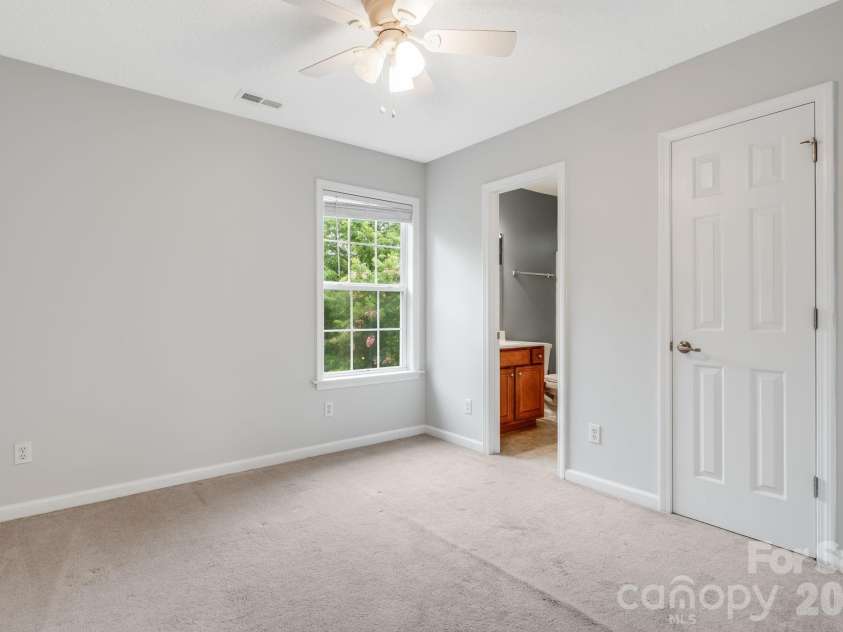 52 Black River Road, Fletcher, NC 28732.  MLS# CAR4387580, YatesRealty ID 31183. 