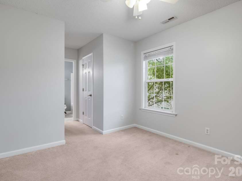 52 Black River Road, Fletcher, NC 28732.  MLS# CAR4387580, YatesRealty ID 31183. 