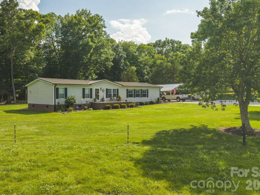 441 Fairgrounds Road, Taylorsville, NC 28681.  MLS# CAR4390657, YatesRealty ID 31184. 