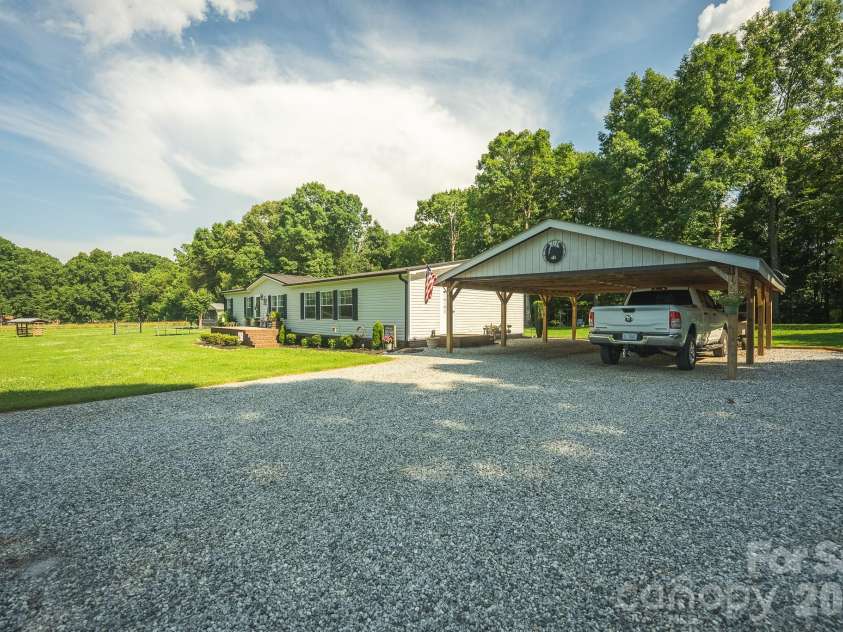 441 Fairgrounds Road, Taylorsville, NC 28681.  MLS# CAR4390657, YatesRealty ID 31184. 