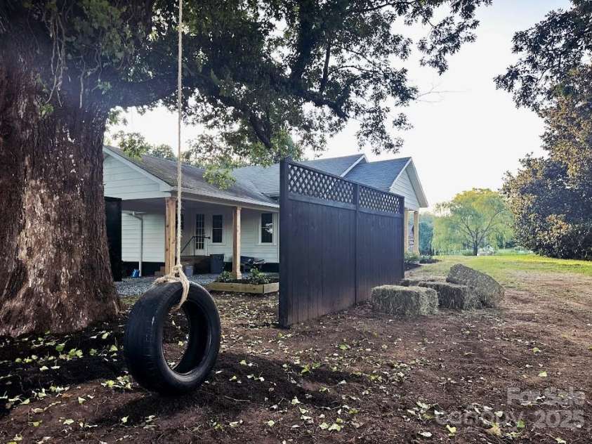 5990 Nc 9 Highway, Tryon, NC 28782.  MLS# CAR4281496, YatesRealty ID 31184. 