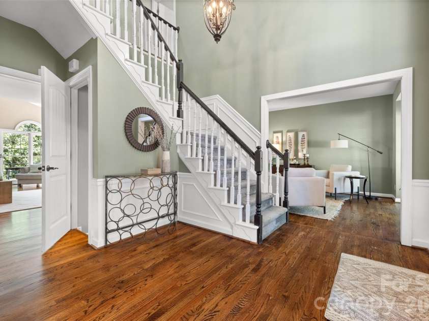 2733 Providence Spring Lane, Charlotte, NC 28270.  MLS# CAR4392118, YatesRealty ID 31185. 