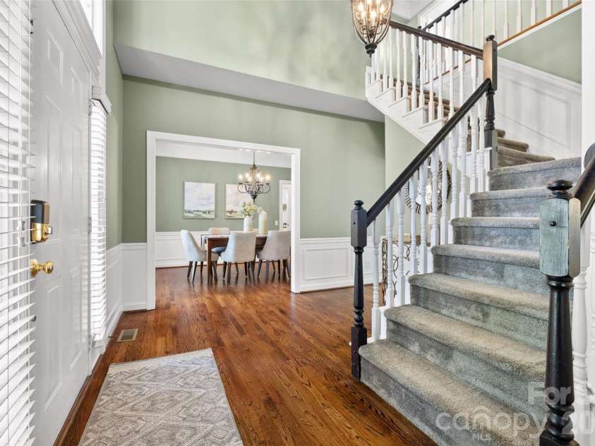 2733 Providence Spring Lane, Charlotte, NC 28270.  MLS# CAR4392118, YatesRealty ID 31185. 