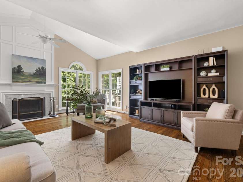 2733 Providence Spring Lane, Charlotte, NC 28270.  MLS# CAR4392118, YatesRealty ID 31185. 