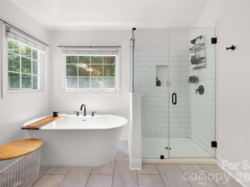 2733 Providence Spring Lane, Charlotte, NC 28270.  MLS# CAR4392118, YatesRealty ID 31185. 