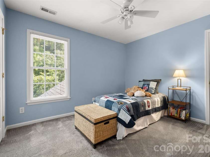 2733 Providence Spring Lane, Charlotte, NC 28270.  MLS# CAR4392118, YatesRealty ID 31185. 