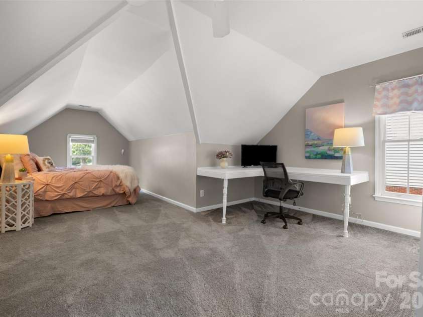 2733 Providence Spring Lane, Charlotte, NC 28270.  MLS# CAR4392118, YatesRealty ID 31185. 