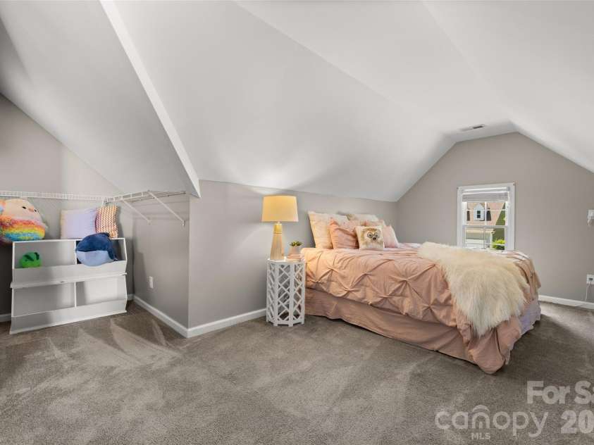 2733 Providence Spring Lane, Charlotte, NC 28270.  MLS# CAR4392118, YatesRealty ID 31185. 