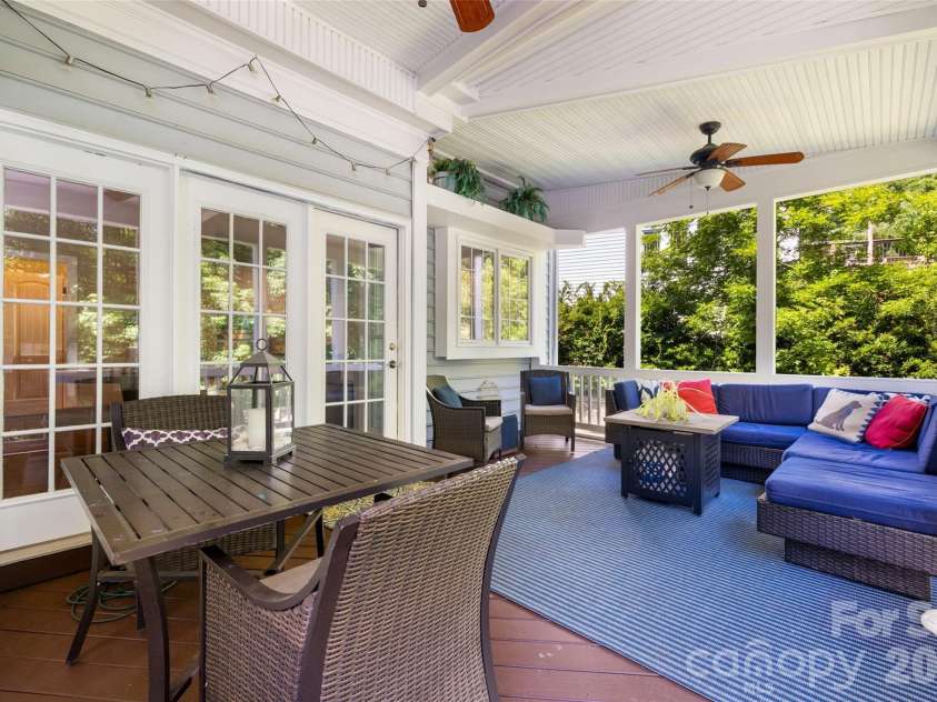 2733 Providence Spring Lane, Charlotte, NC 28270.  MLS# CAR4392118, YatesRealty ID 31185. 