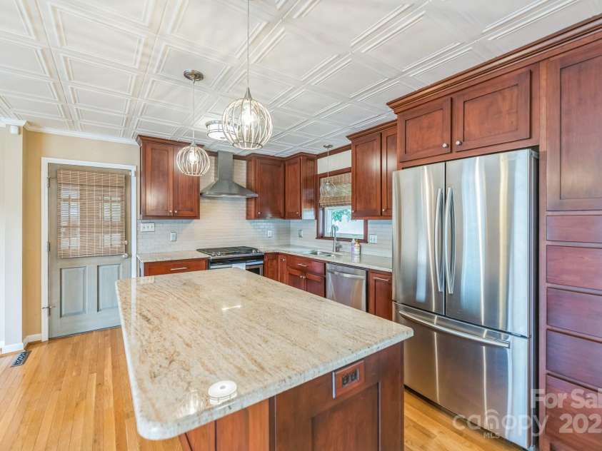 606 Spring Street, Walnut Cove, NC 27052.  MLS# CAR4289339, YatesRealty ID 31185. 