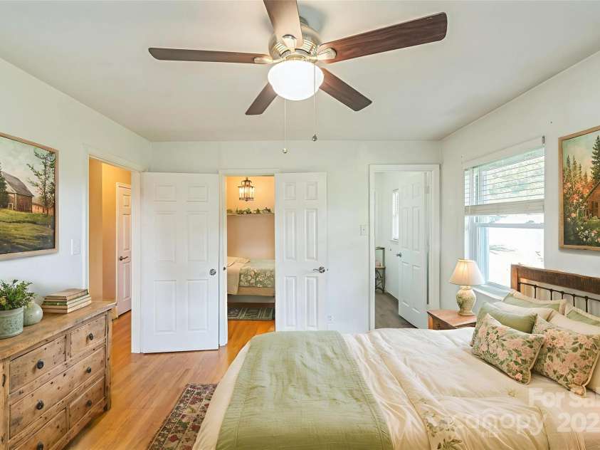 606 Spring Street, Walnut Cove, NC 27052.  MLS# CAR4289339, YatesRealty ID 31185. 