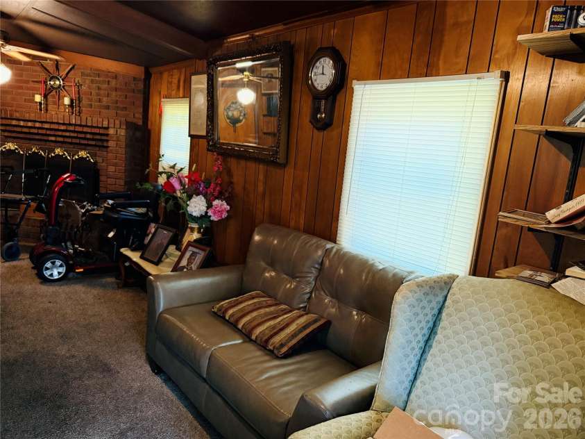 4410 Birkdale Drive, Charlotte, NC 28208.  MLS# CAR4392770, YatesRealty ID 31186. Den