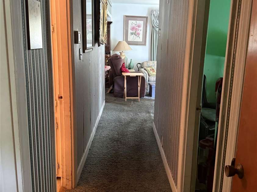 4410 Birkdale Drive, Charlotte, NC 28208.  MLS# CAR4392770, YatesRealty ID 31186. Hallway