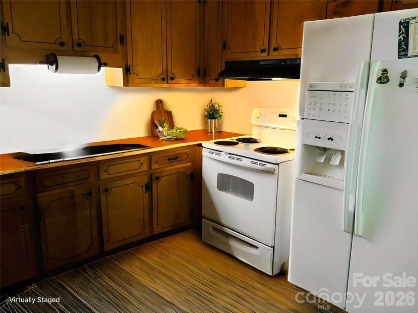 4410 Birkdale Drive, Charlotte, NC 28208.  MLS# CAR4392770, YatesRealty ID 31186. Virtually Staged Kitchen