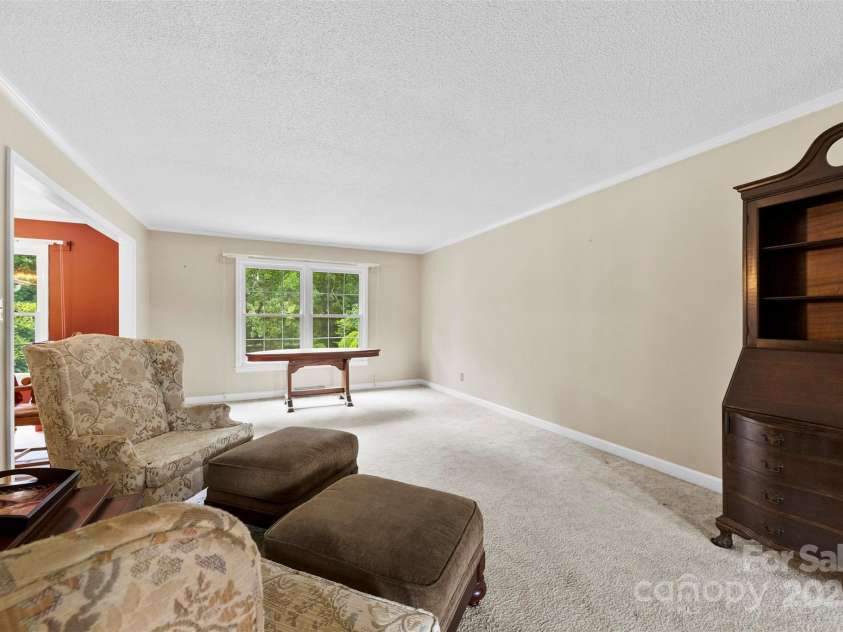 901 Kingsburry Road, Clover, SC 29710.  MLS# CAR4266522, YatesRealty ID 31187. 