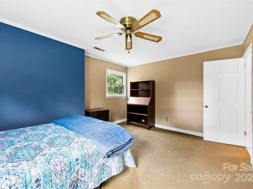 901 Kingsburry Road, Clover, SC 29710.  MLS# CAR4266522, YatesRealty ID 31187. 