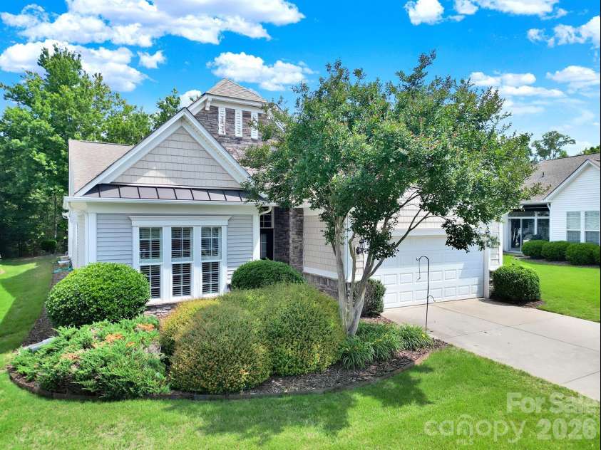 15184 Legend Oaks Court, Fort Mill, SC 29707.  MLS# CAR4388069, YatesRealty ID 31188. 
