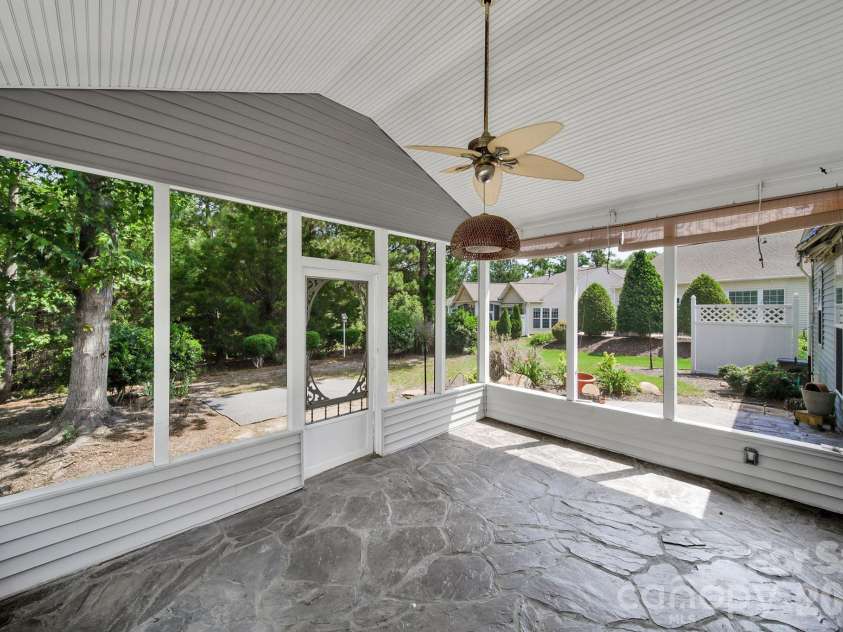 15184 Legend Oaks Court, Fort Mill, SC 29707.  MLS# CAR4388069, YatesRealty ID 31188. 
