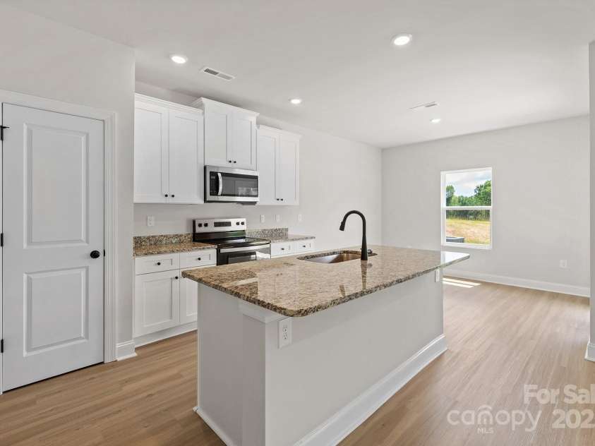 4147 Bolo Drive, Charlotte, NC 28215.  MLS# CAR4328993, YatesRealty ID 3119. 